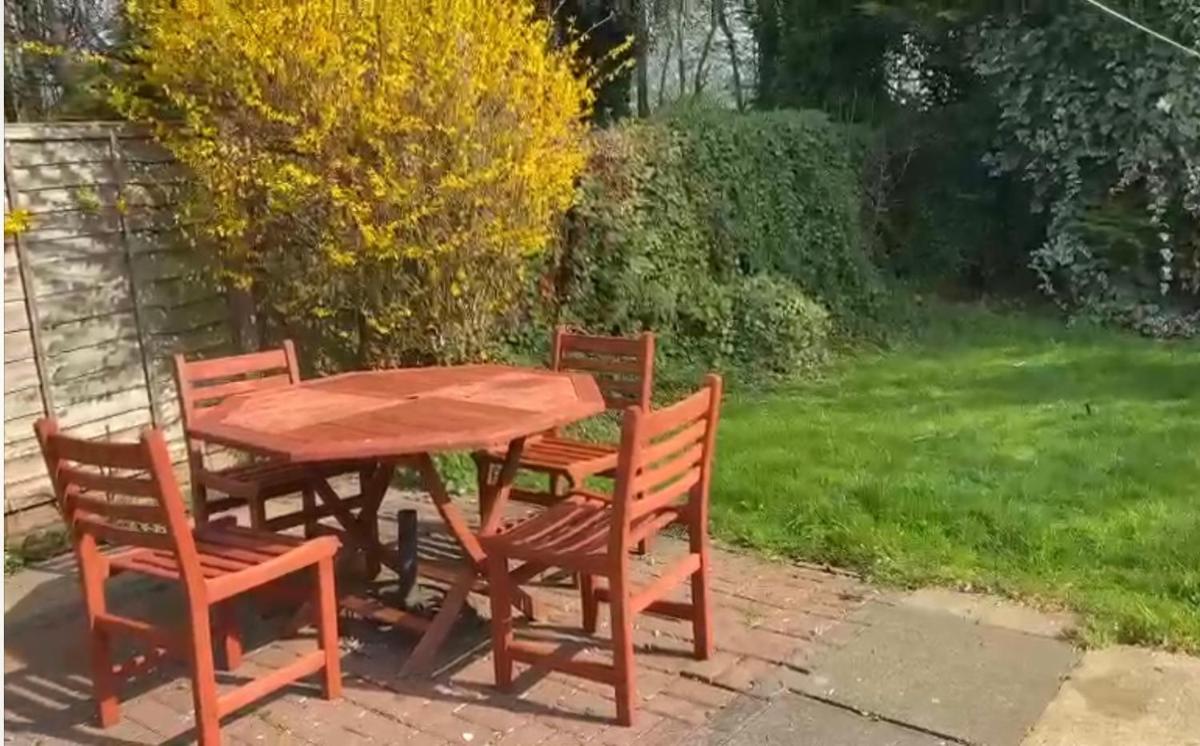 Cosy 3 bed detached house Birmingham - Housity