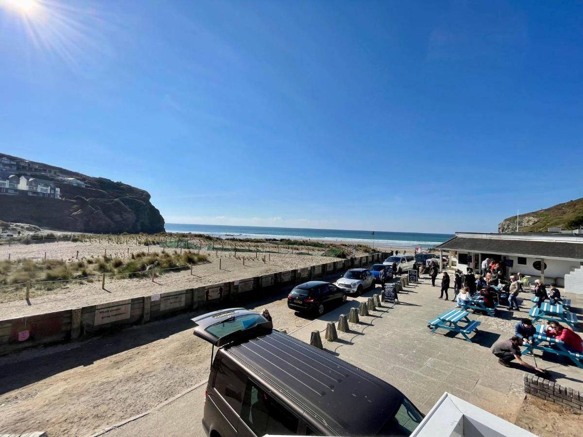 Whispering Waves in Porthtowan @ Cornwall Coastal Holidays - Housity