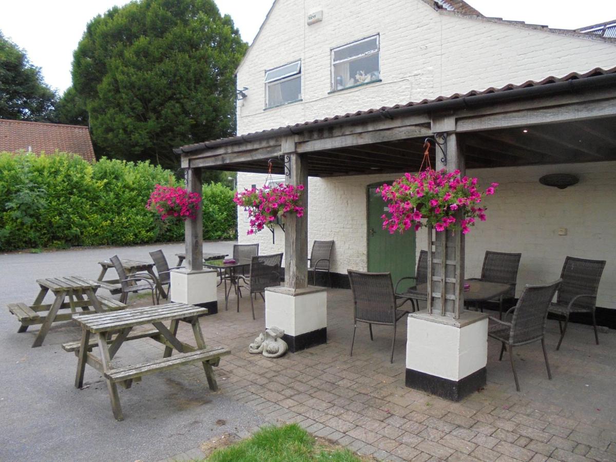 The River Don Tavern and Lodge - Housity