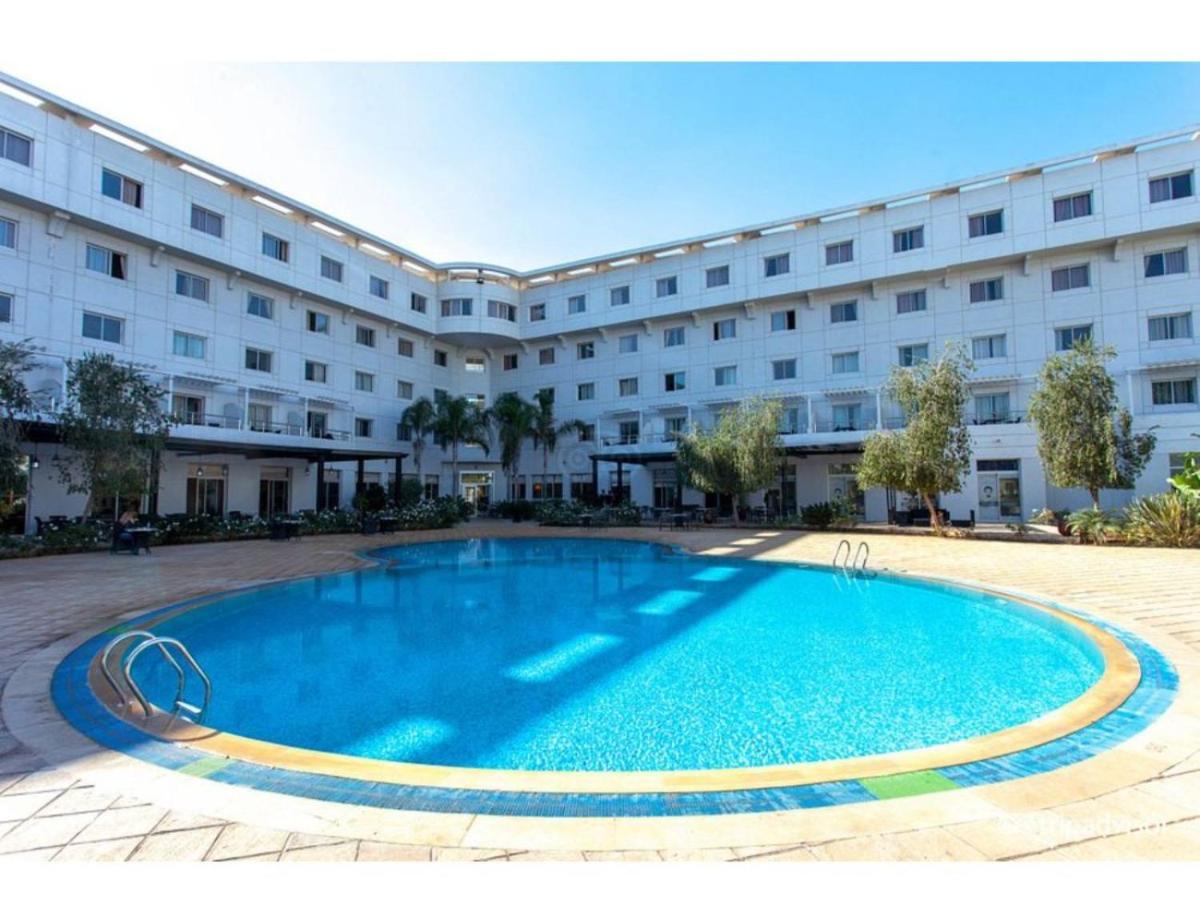 Sky Casa Airport - Housity