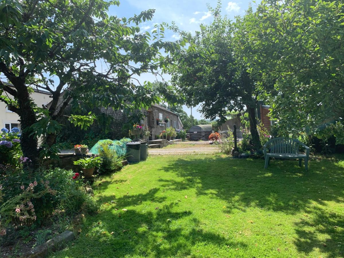 Parc Farm B&B - Housity