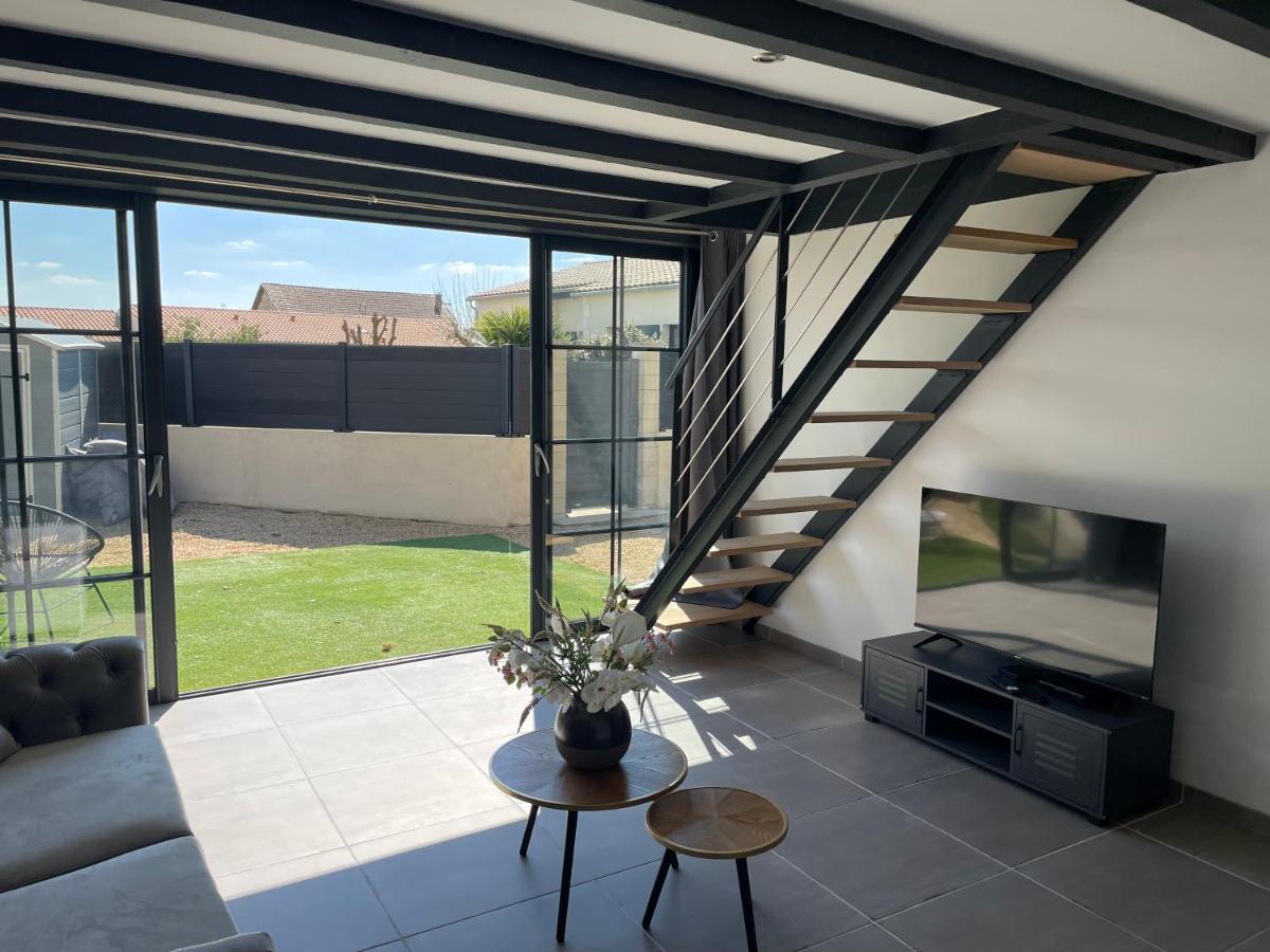 Maison chaleureuse avec parking sur place - Housity