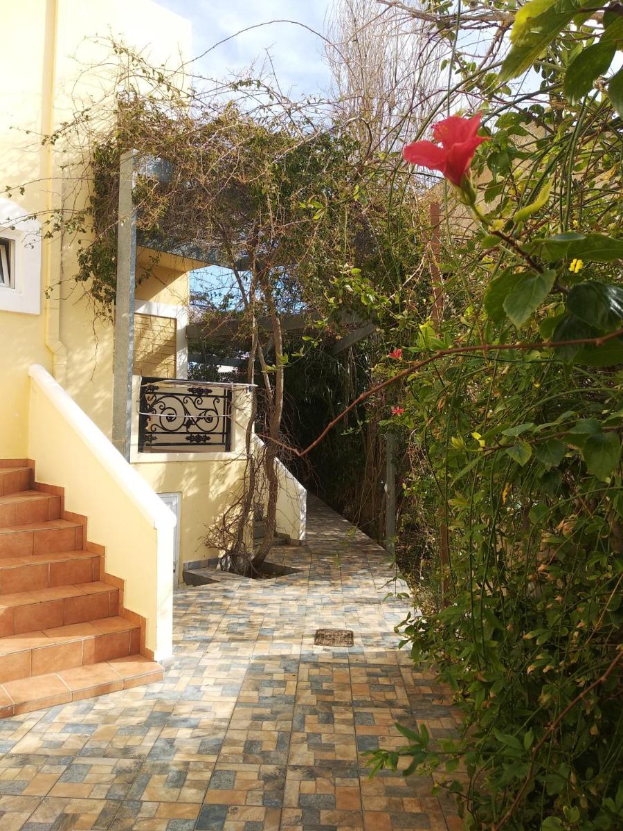 Ton Mari Apartments - Housity