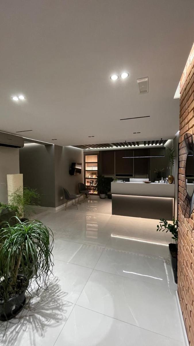Hotel Oresti Center - Housity
