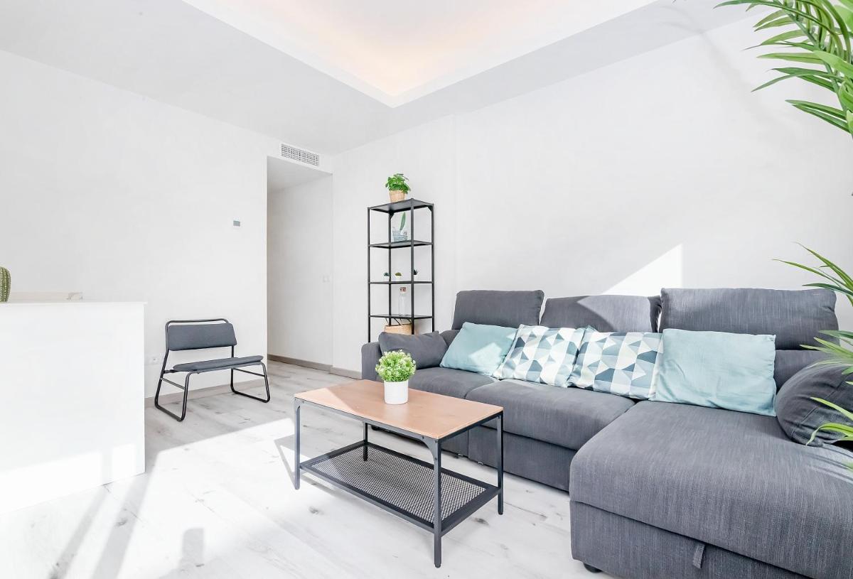 BHost - La Muralla - Housity