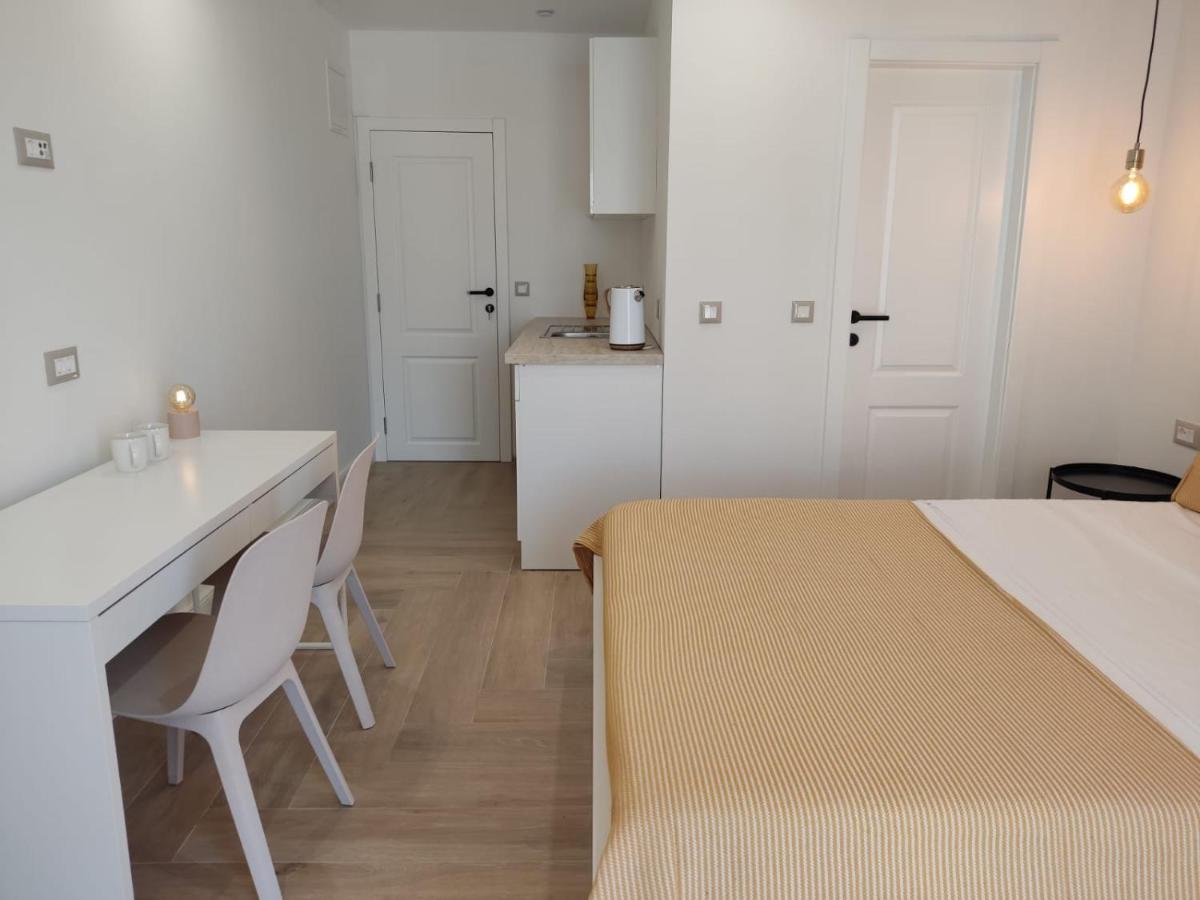 Mina Lux Jelsa - Housity