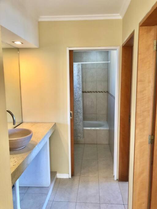 Departamento entero con cochera - Housity