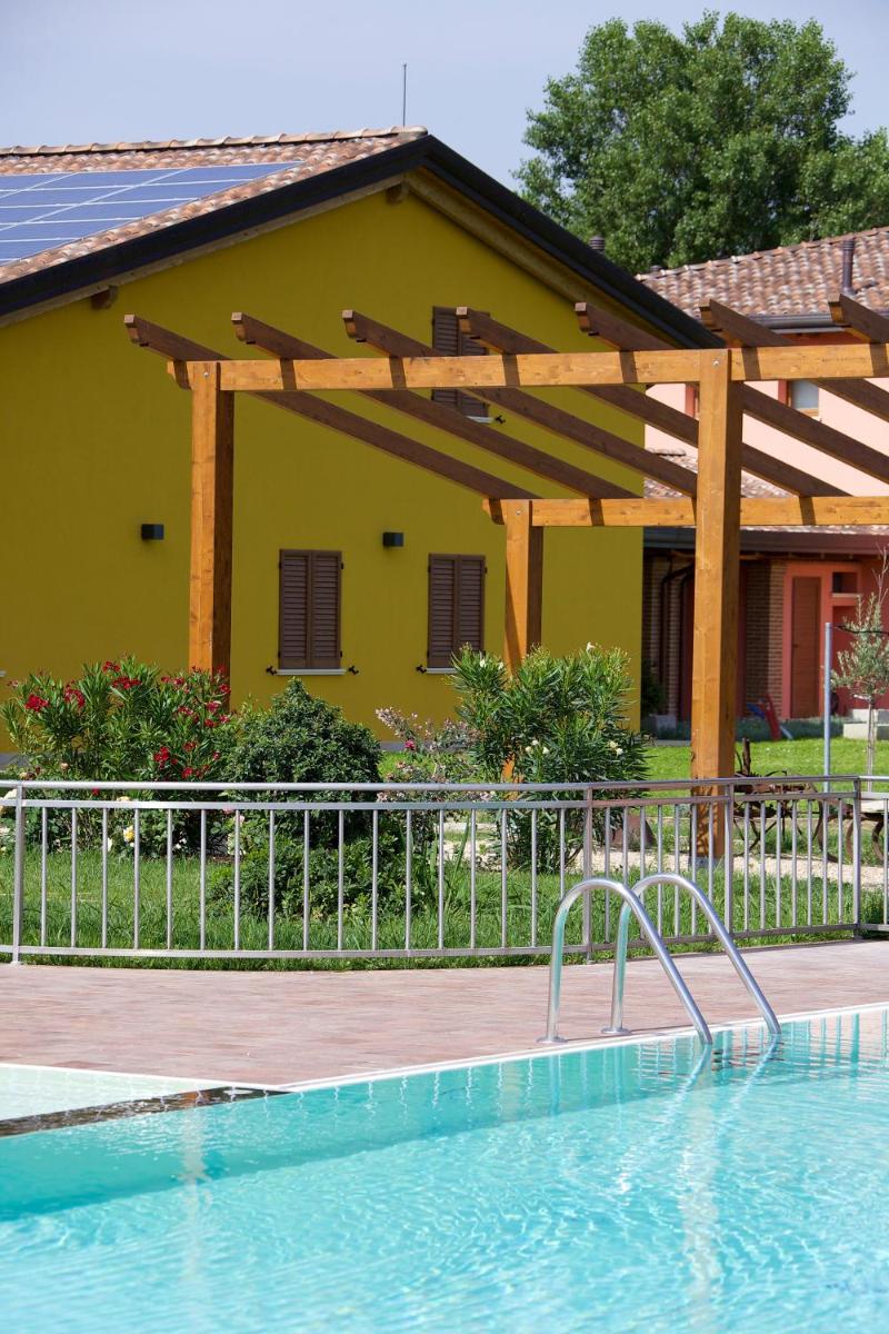 Campiglione Hotel - Housity