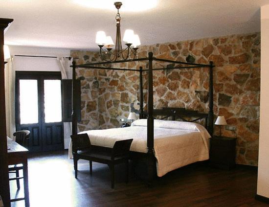 Cama o camas de una habitación en Hotel Spa Villa de Mogarraz