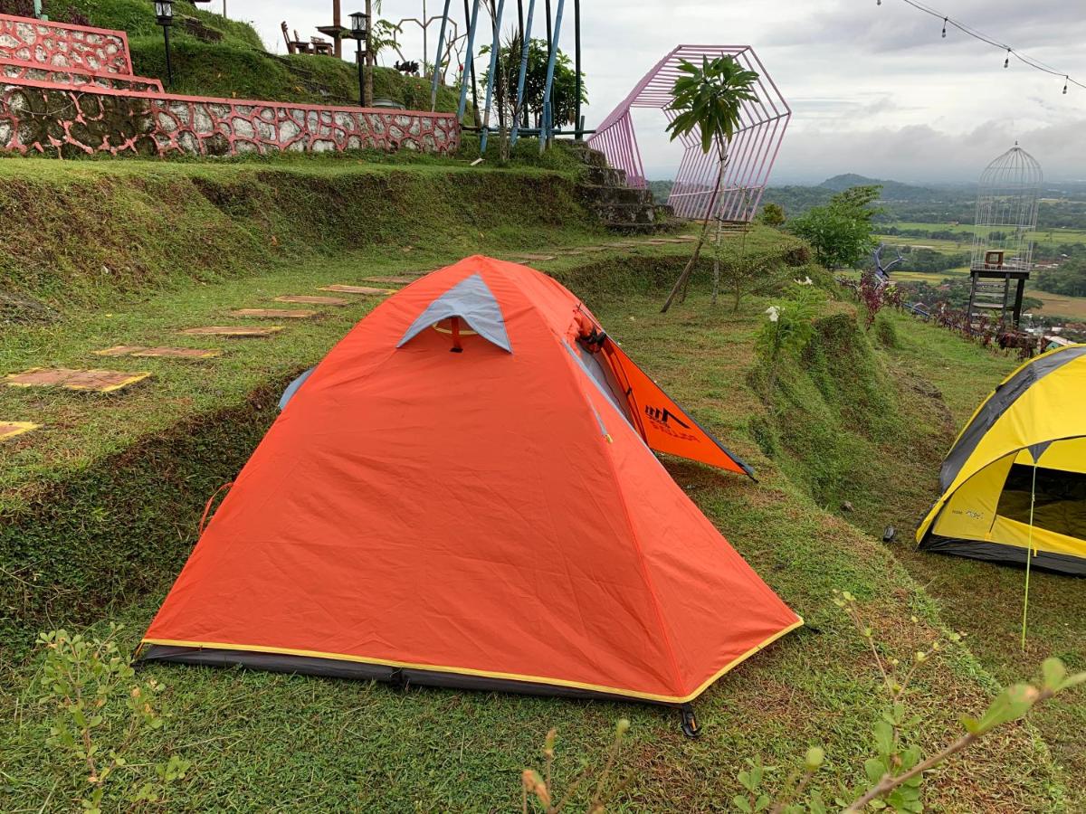 Camping Ground Bukit Tinatar - Housity