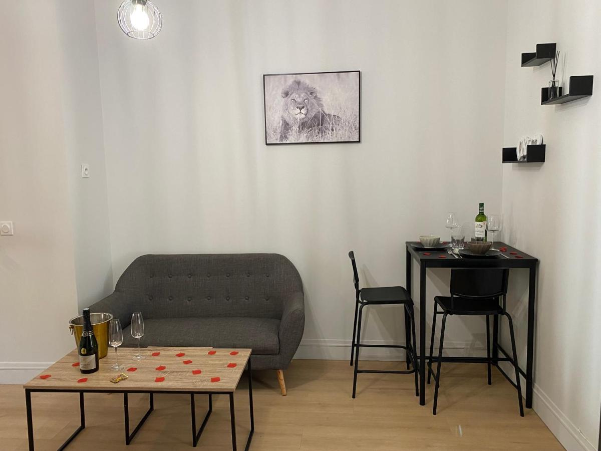 Loft romantique avec jacuzzi comprenant pack romantique et champagne OFFERTS - Housity