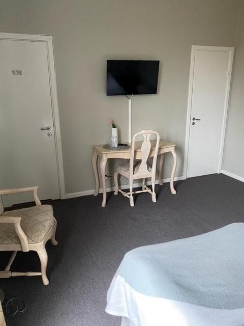 Bruksmässen Hotell - Housity