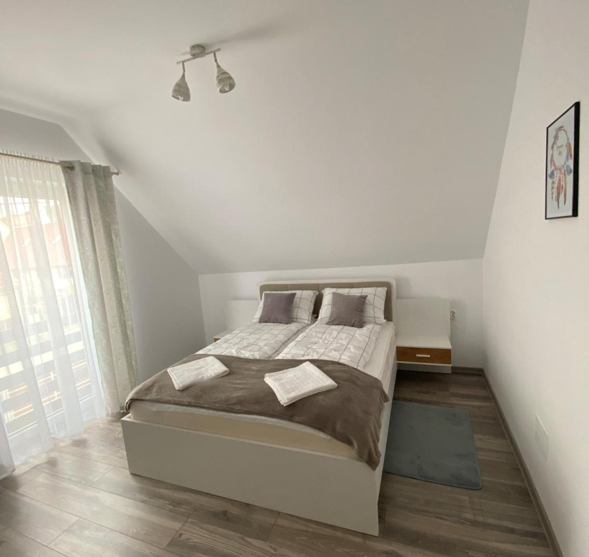 FENYŐ APARTMAN House I - Housity