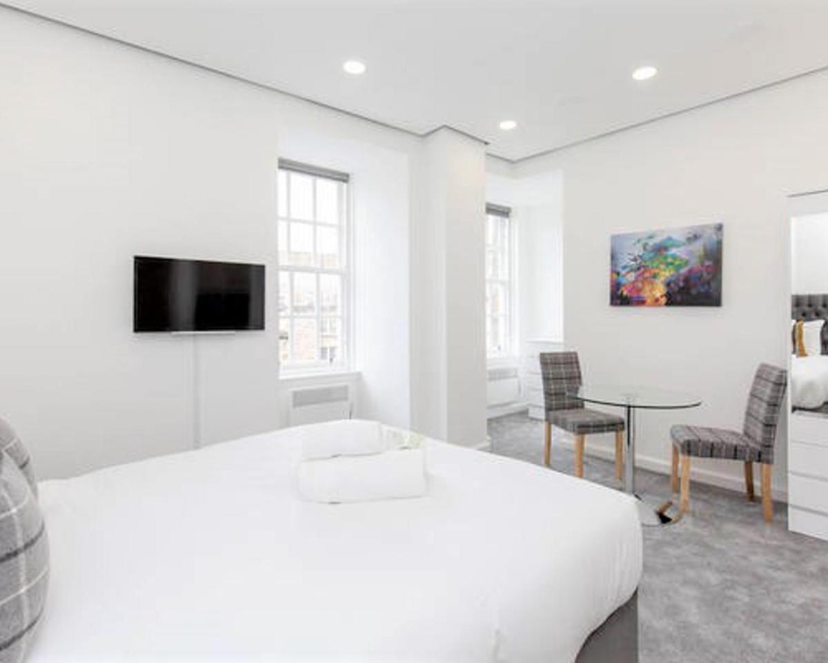 Gorgeous Studio at the Heart of Edinburgh Old Town - Housity