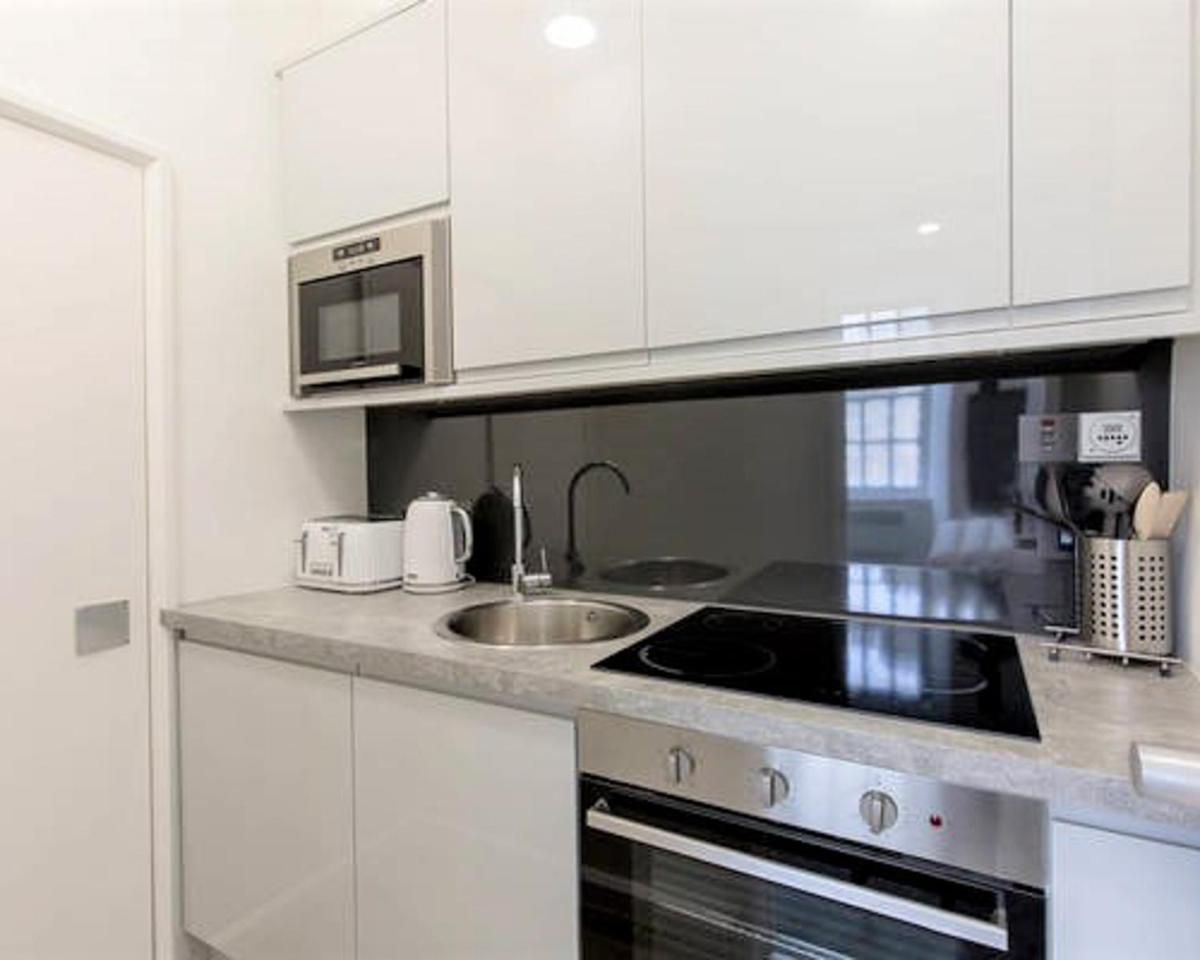 Gorgeous Studio at the Heart of Edinburgh Old Town - Housity