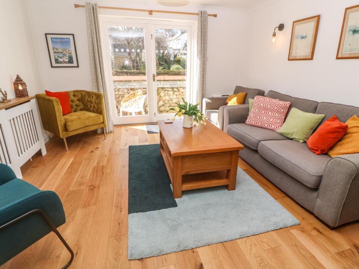 4 Summercourt - Housity