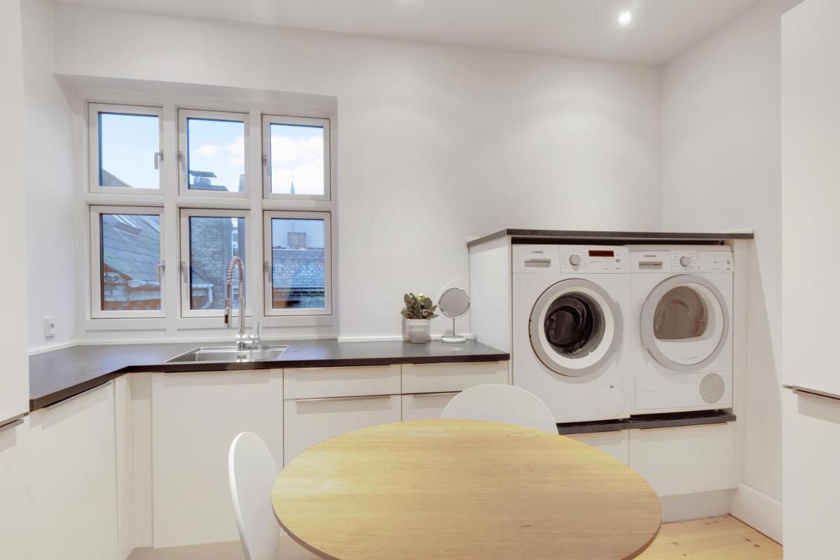 250 Sqm Smack Bang in the Center of Copenhagen - Housity