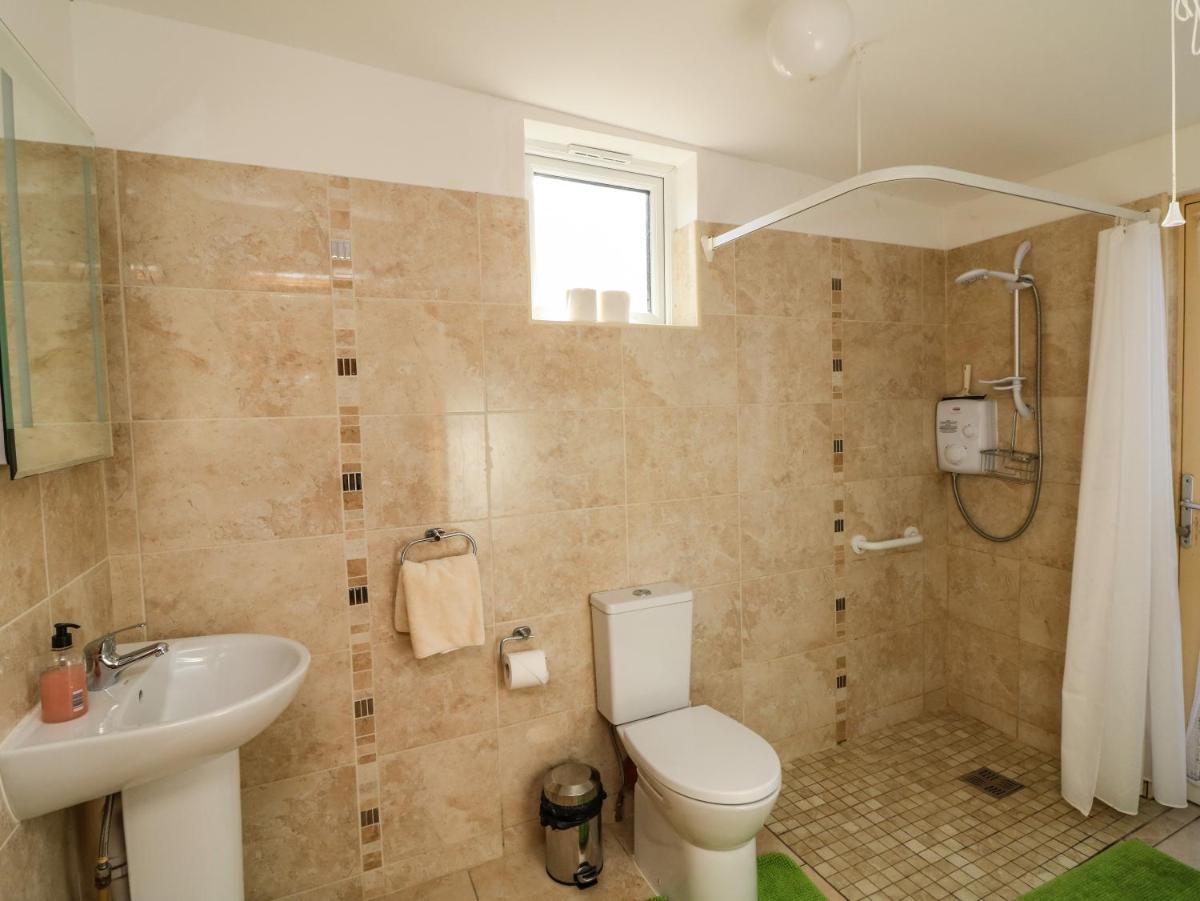 Sutton Cottage - Housity