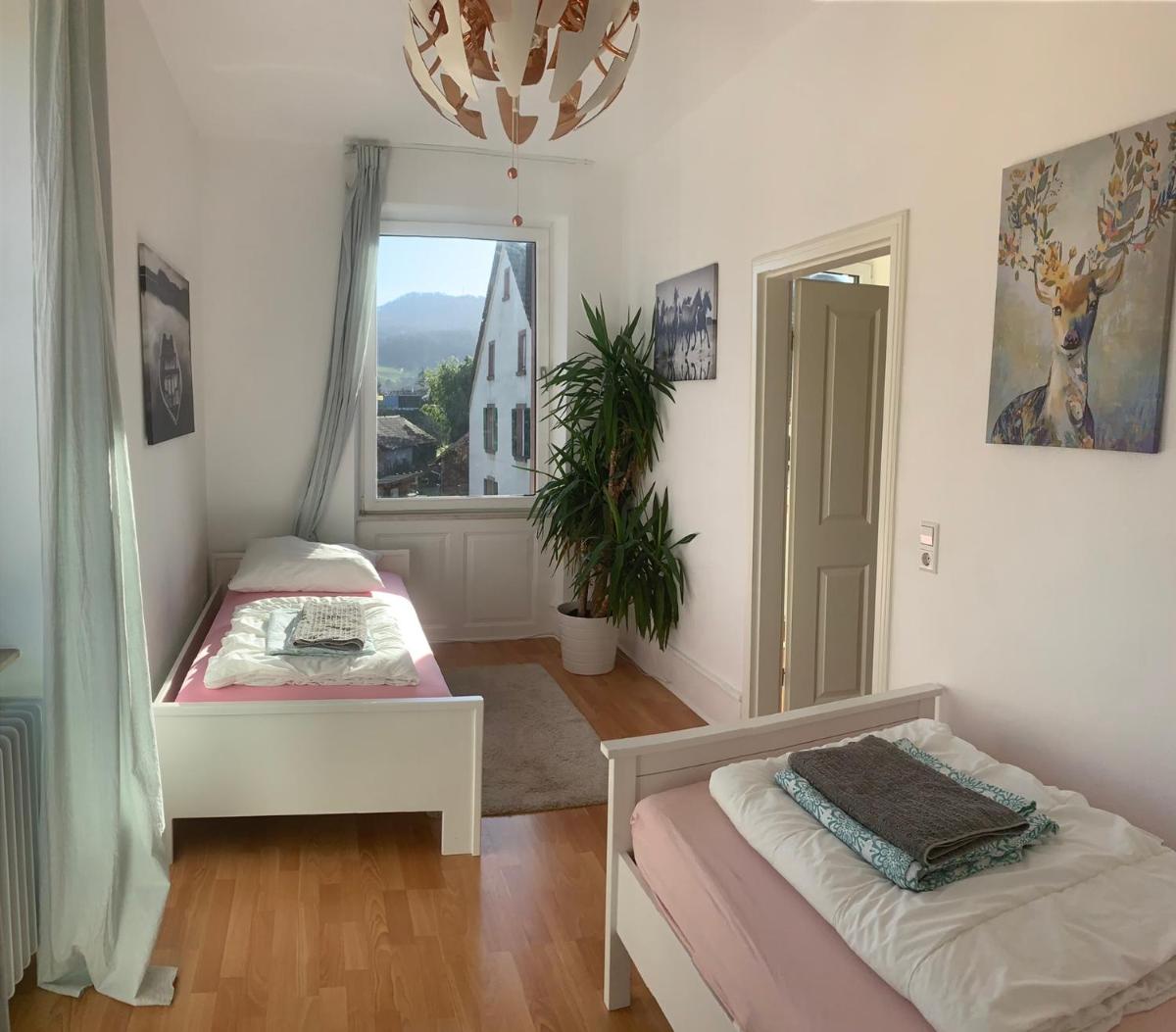 Citynahes Apartment für die ganze Familie oder Gruppen in ruhiger Lage - Housity