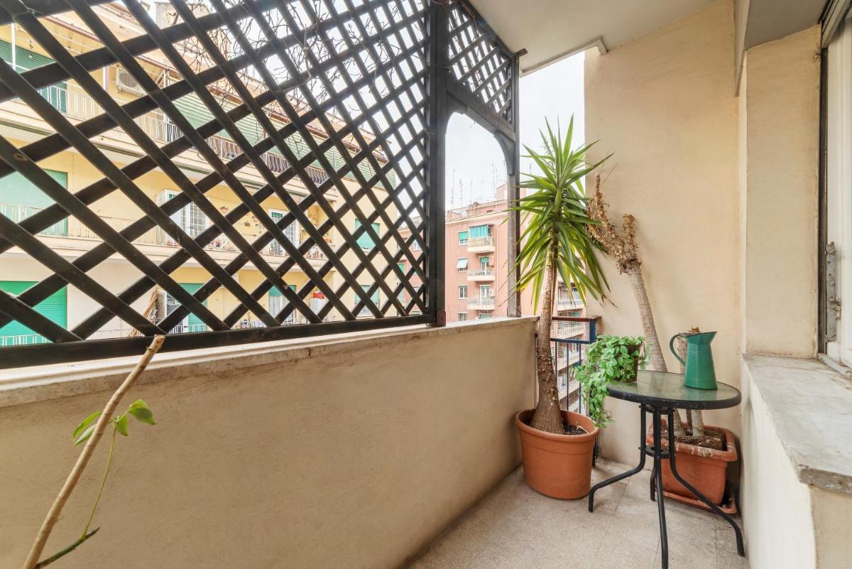 Cipro Apartment with balconies - Housity