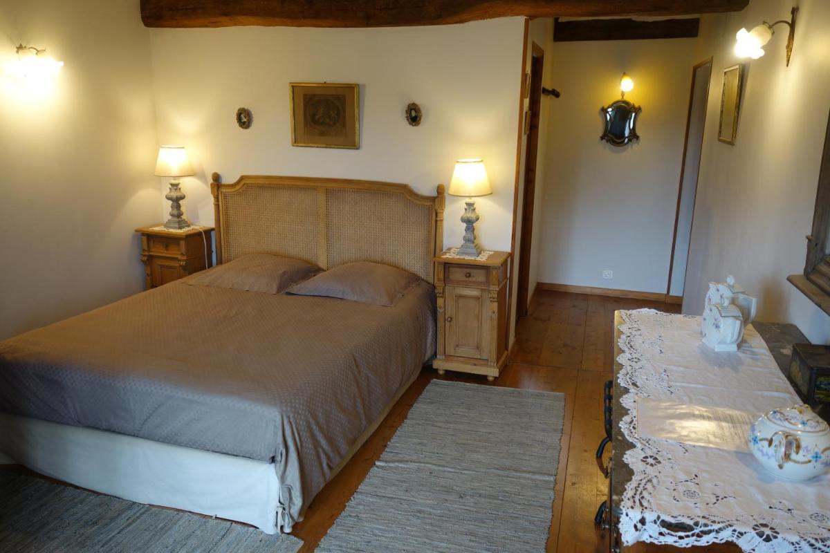 Manoir De Savigny - Housity