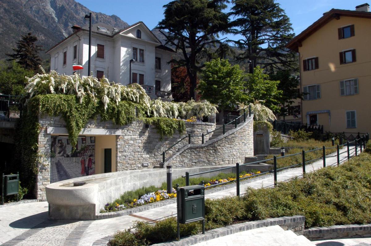Hotel Olympic - Housity