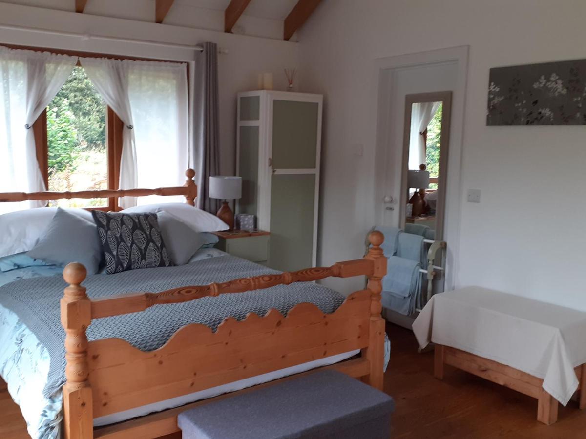 Three Oaks Nursery - Housity
