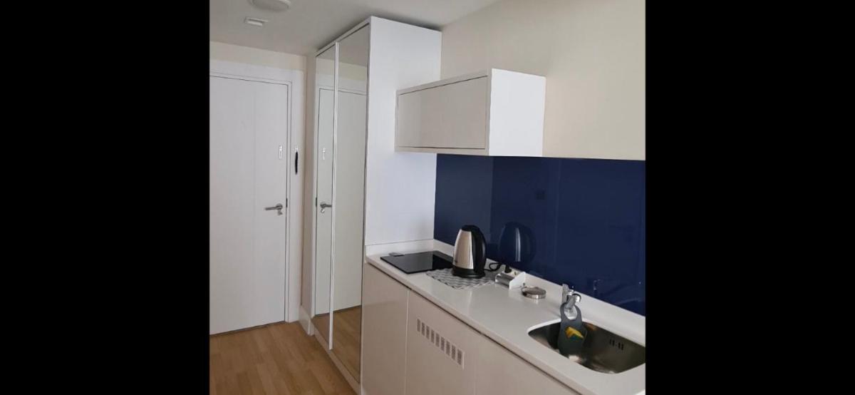 Suitetrails - Orbi City Apartment Stare Beach