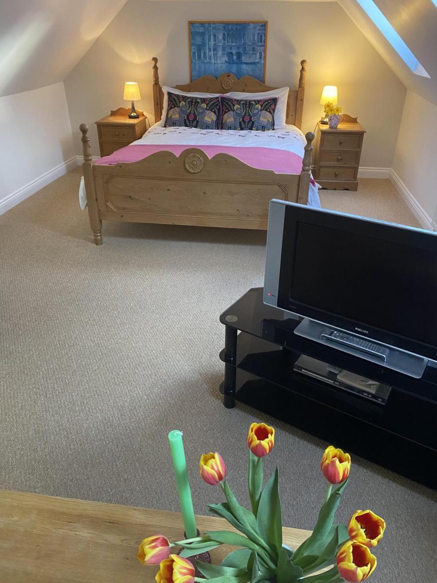 The Hayloft B and B - Housity