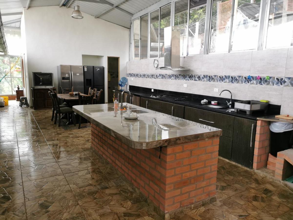 CASA DE CAMPO CORRALEJAS - ANOLAIMA - Housity