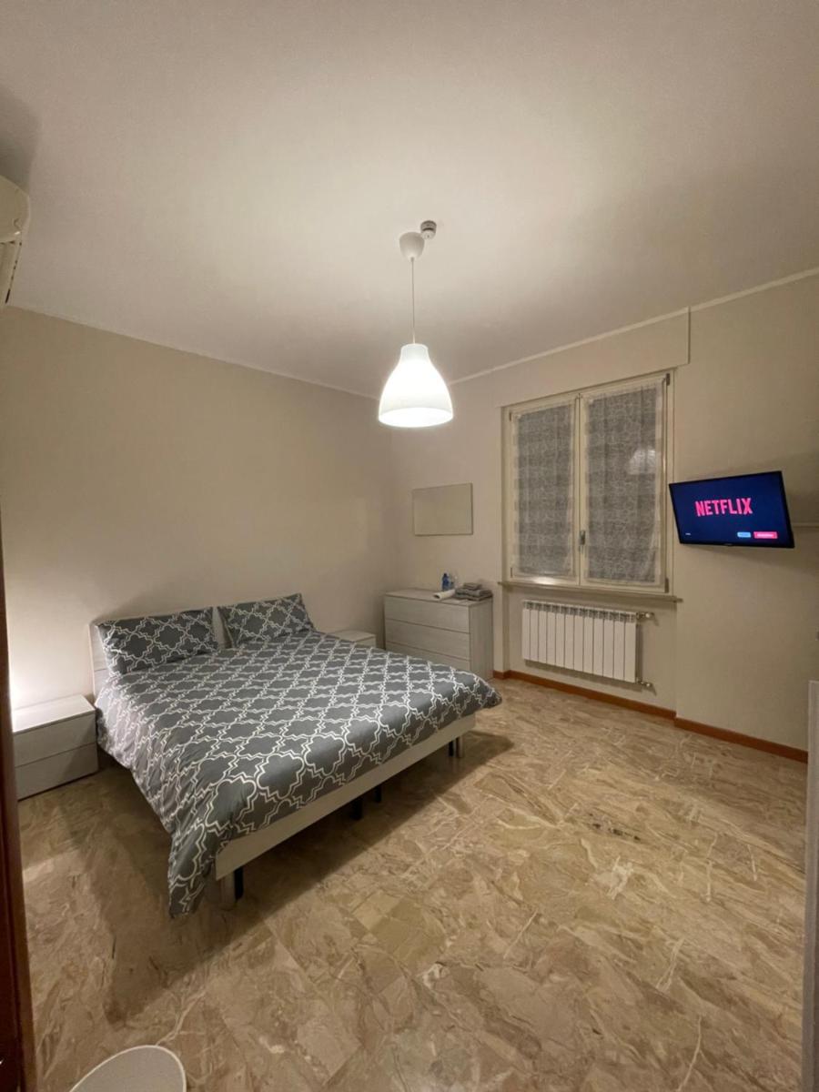 Appartamento privato a piacenza con 3 camere matrimoniali - Housity