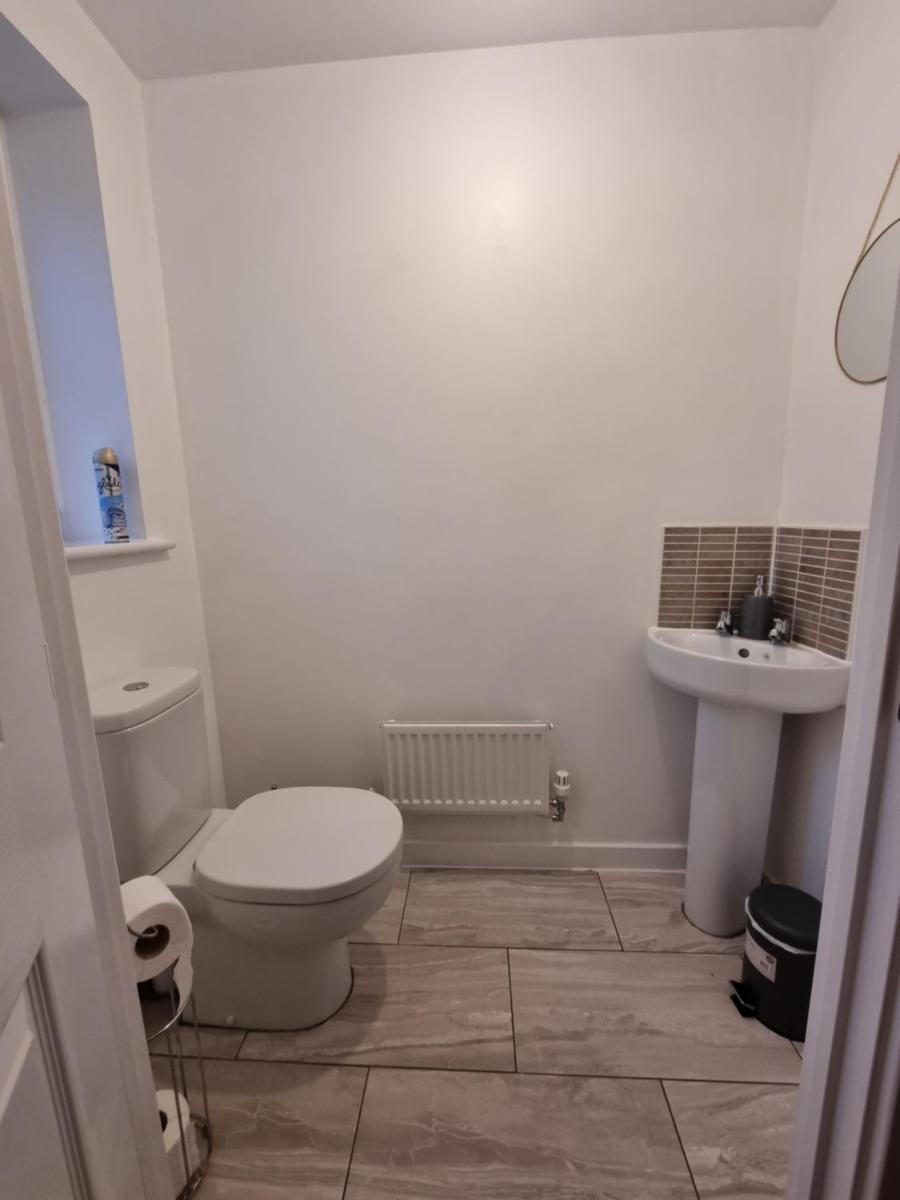 Cosy 3 bedroom house in a great location - Housity