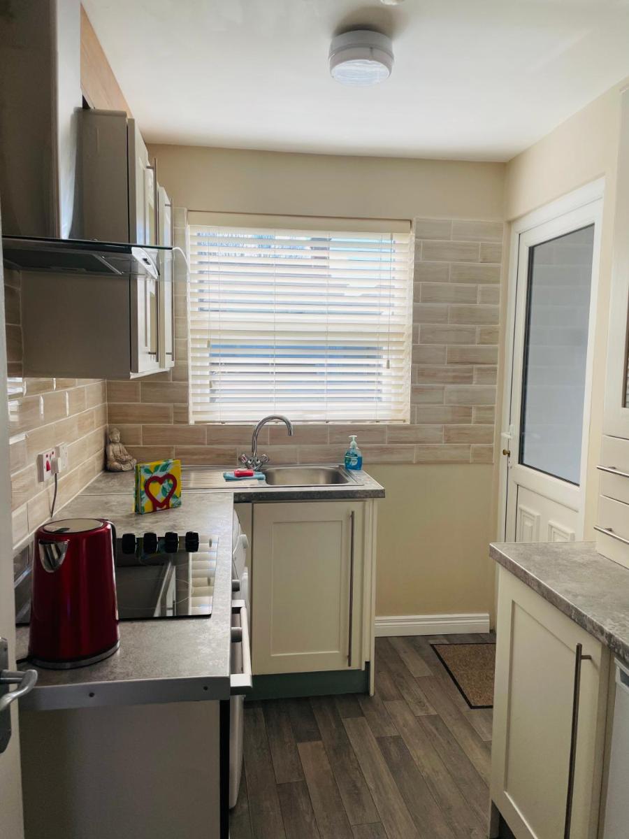 Suitetrails - Malvern Apartment