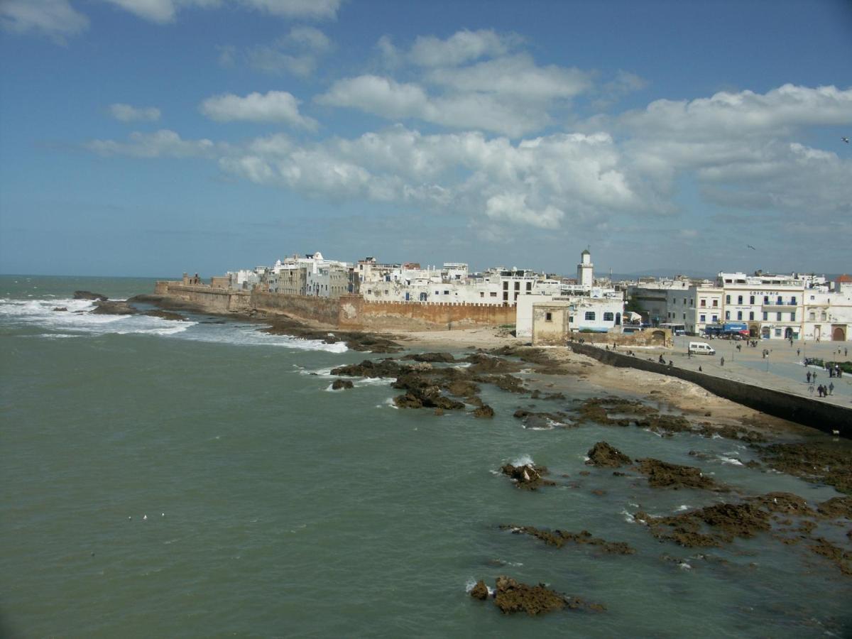 Dar Ness - Housity