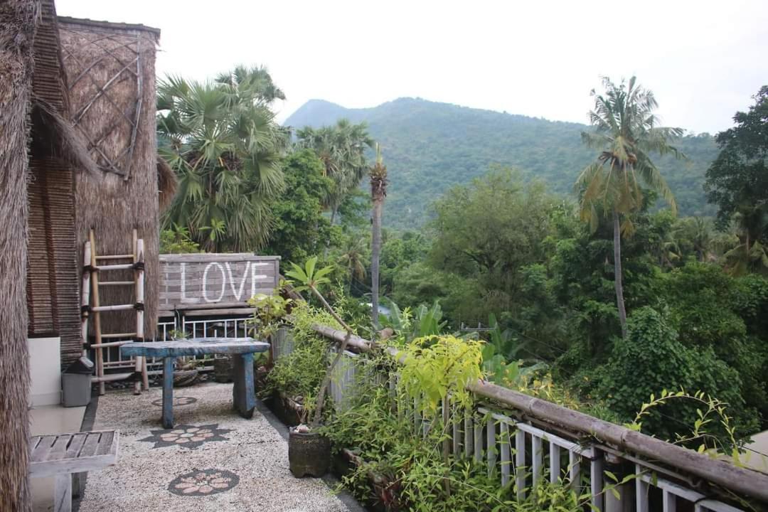 Amed Paradise Warung & House Bali - Housity