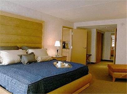 Boardwalk Resorts- La Sammana - Housity