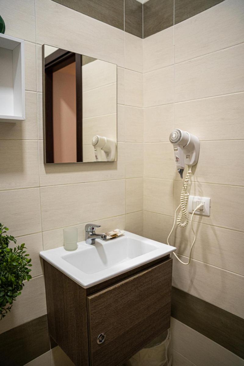 Napoli City Rooms - Hizvo