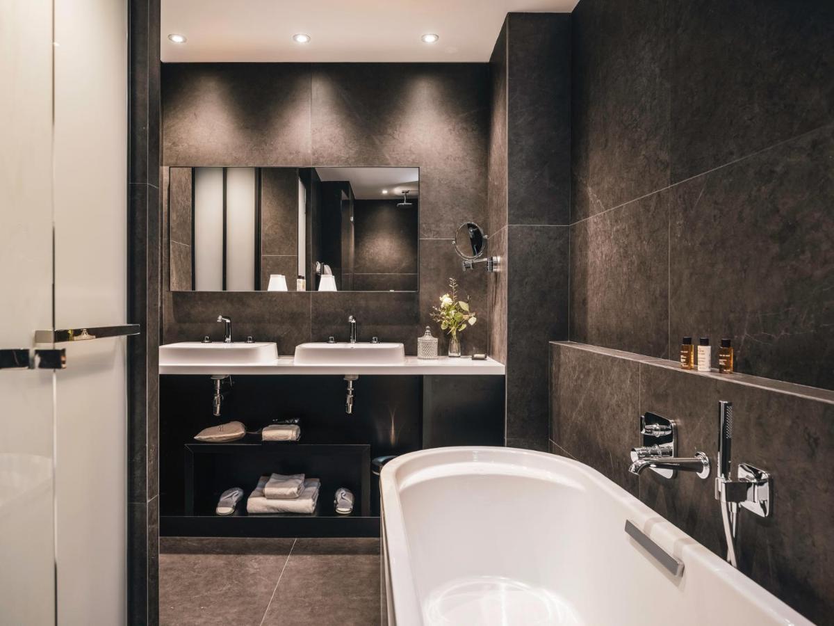 Salle de bains dans l'établissement Balthazar Hotel & Spa Rennes - MGallery Collection
