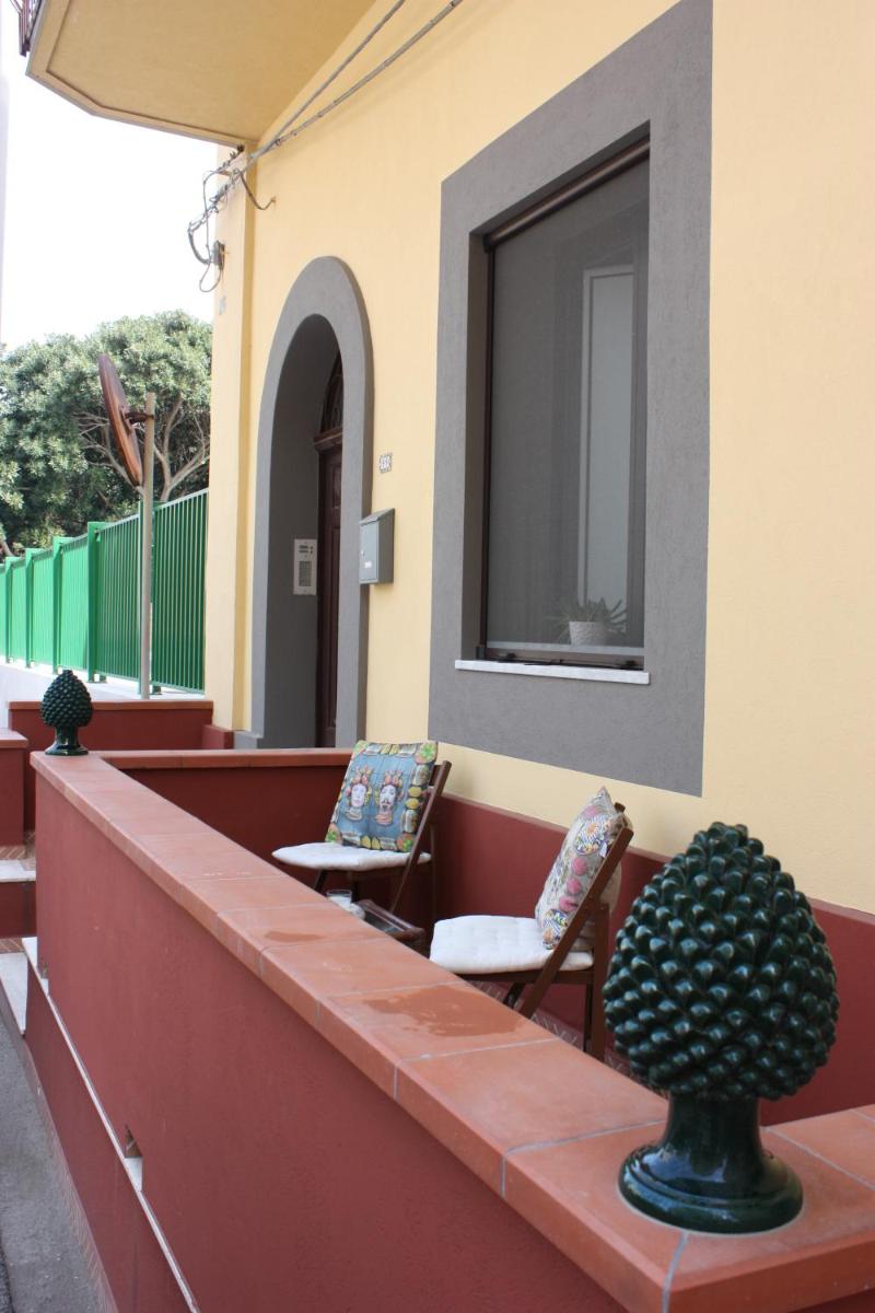 Suitetrails - Azzurro Apartment