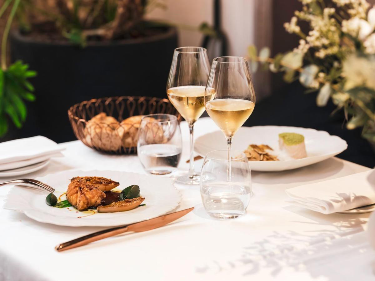 Nourriture dans l'hôtel ou à proximité