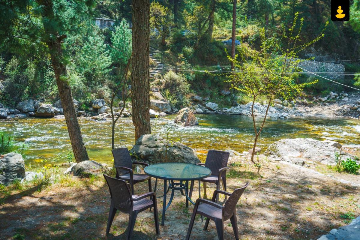 LivingStone Backwater Resort Tirthan Valley - Housity