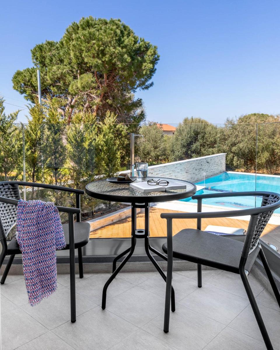 Diamond Kyparissia Suites - Housity