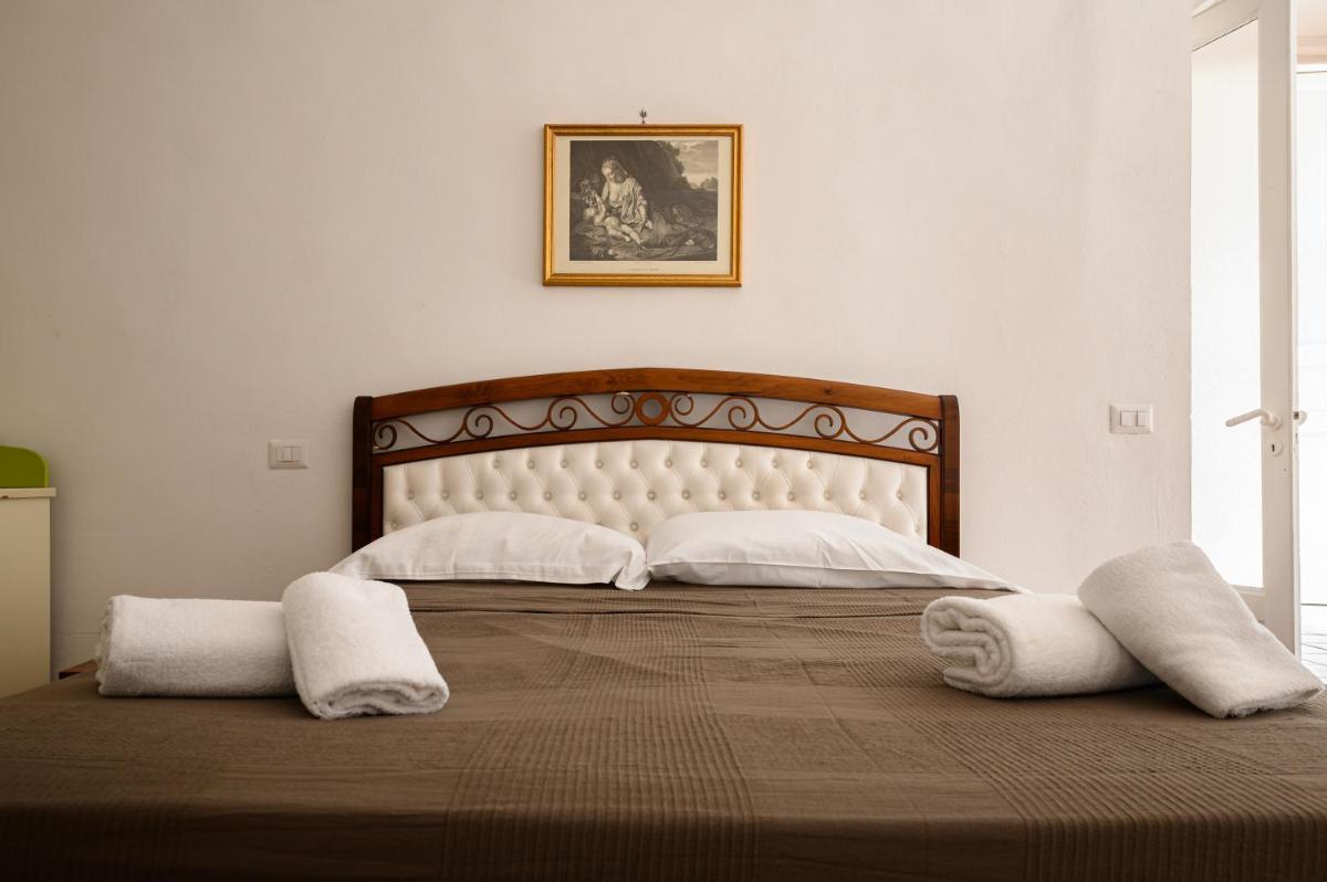 Piazza Portanova apartments - Housity