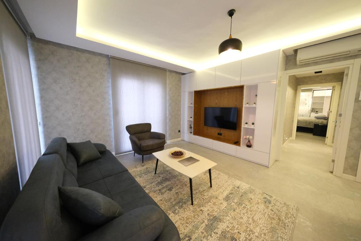 Sky Garden Suites - Housity