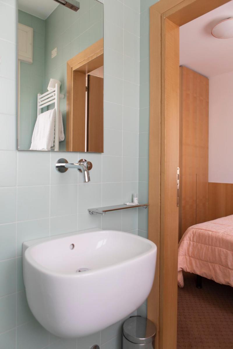 Hotel Due Mori - Housity