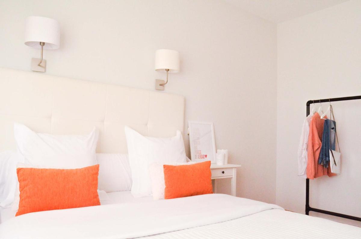 Hostal Carlos V - Housity