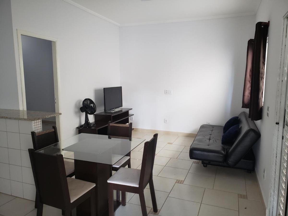 Apartamentos Santa Felícia - Housity