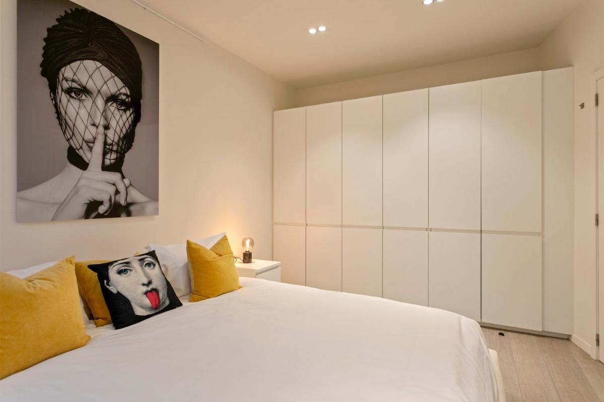 Top located cozy apartments next to KMSKA - Housity