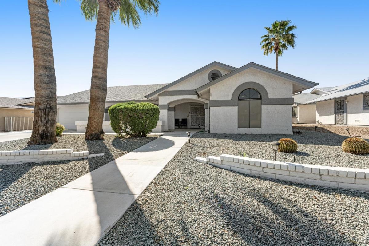 Desert Tranquility - Housity