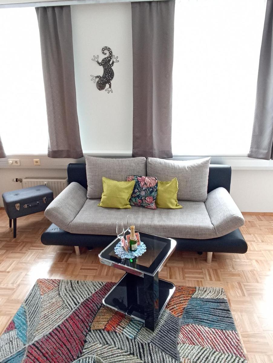 Suitetrails - City Apartmentstudio mit Tiefgarage free parking